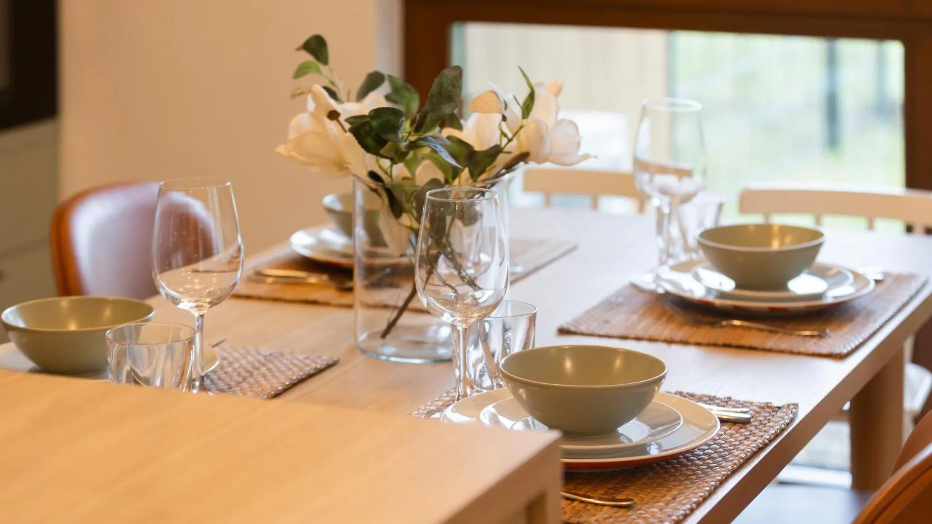 Lux Pastel Oasis Family Apartment With Parking & Gym By Renters Prestige Warsaw