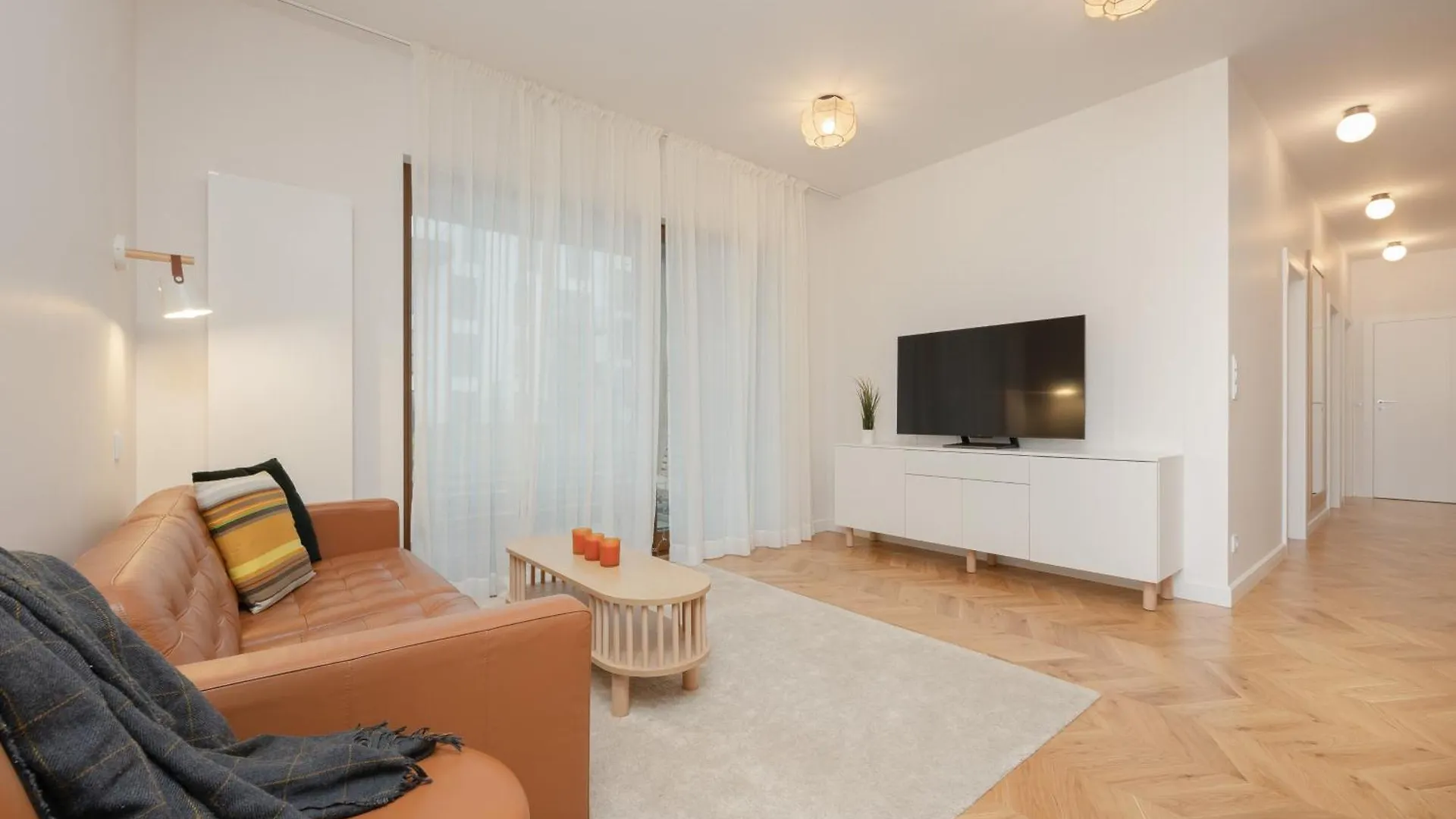 Lux Pastel Oasis Family Apartment With Parking & Gym By Renters Prestige Warsaw 0*,