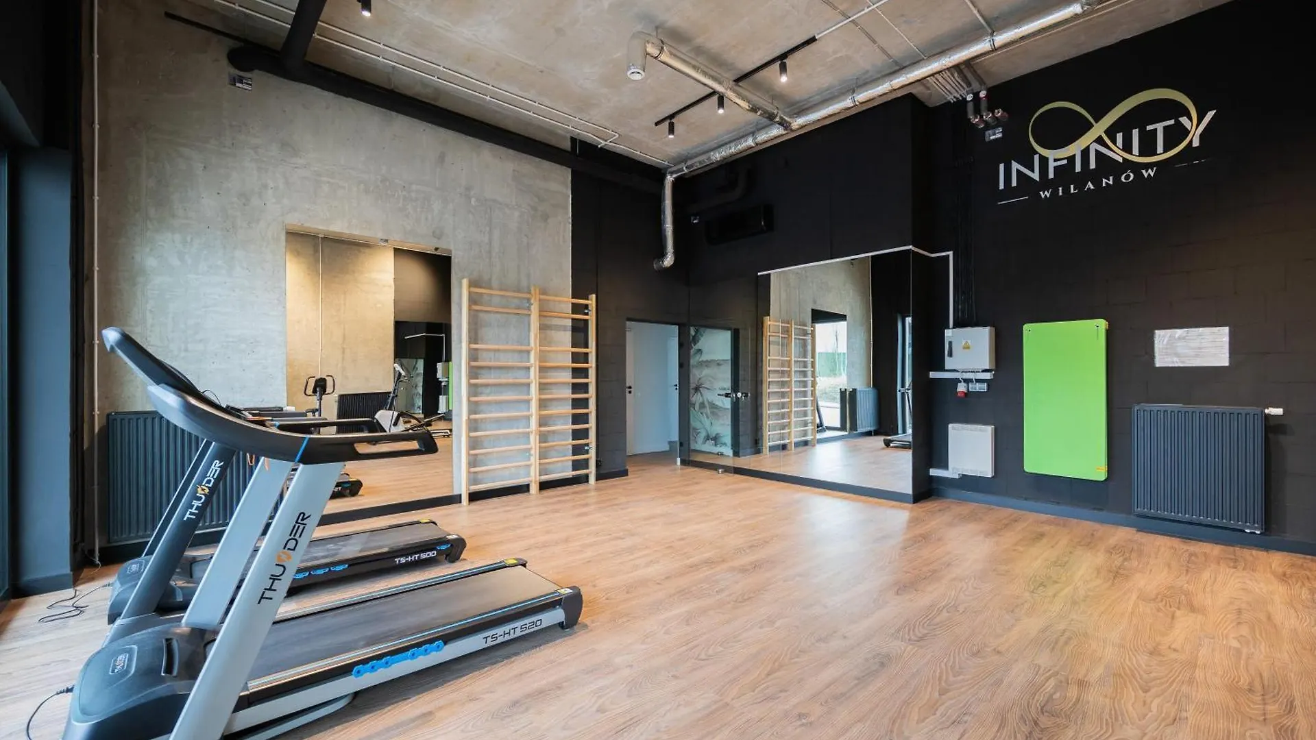 Lux Pastel Oasis Family Apartment With Parking & Gym By Renters Prestige Warsaw Poland