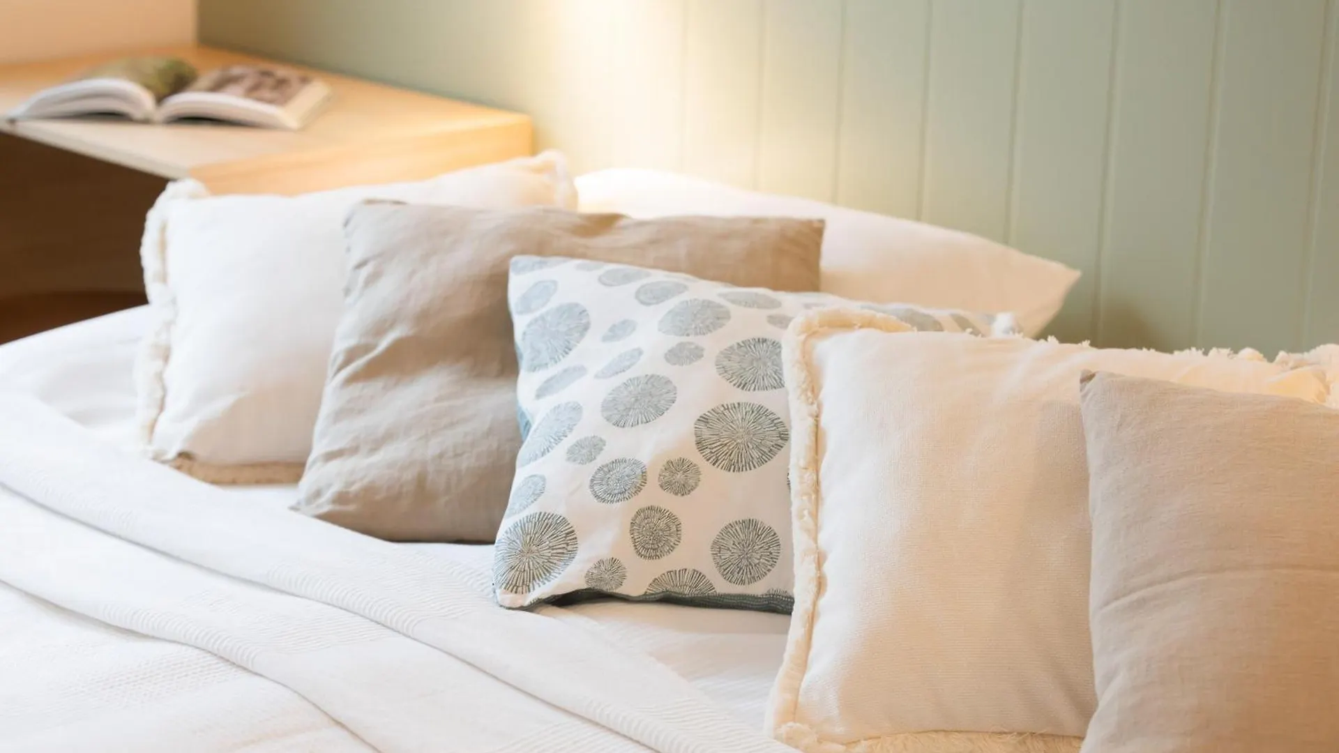 Lux Pastel Oasis Family Apartment With Parking & Gym By Renters Prestige Warsaw